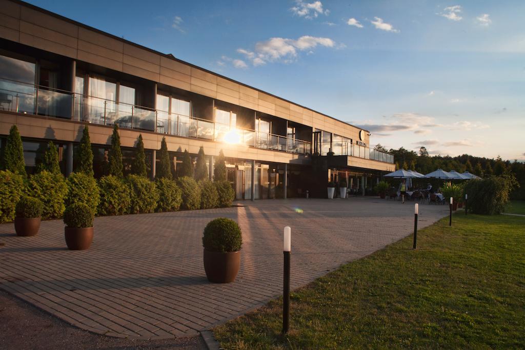 Margis Hotel & Spa Тракай Экстерьер фото