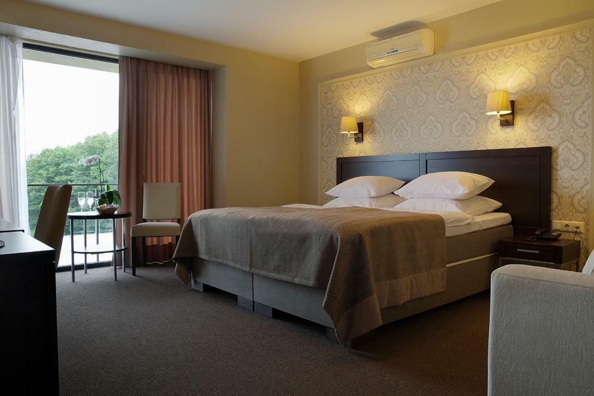 Margis Hotel & Spa Тракай Экстерьер фото